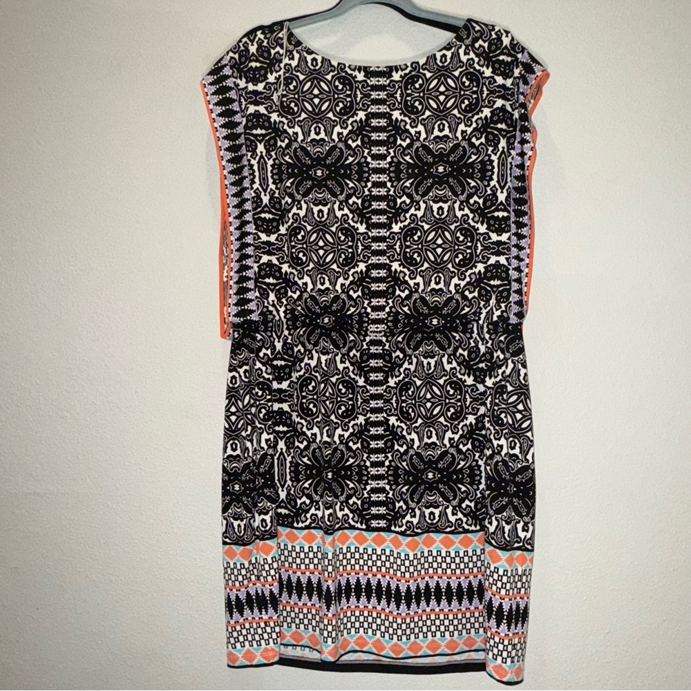 London Style Black and White Sheath Dress Sleeveless Crew Neck 18 wedding date